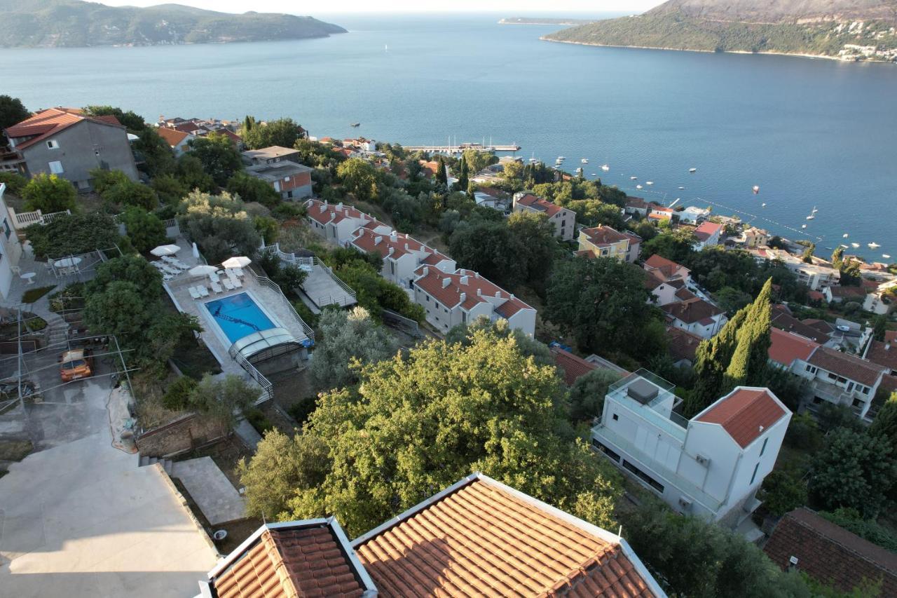 Apartment Bayer Herceg Novi Exterior photo
